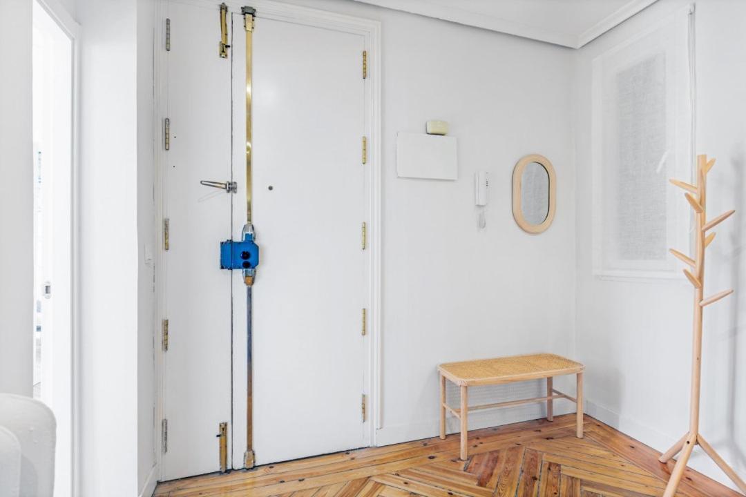 4 Bedrooms 2 Bathrooms Furnished - Salamanca - Refurbished - Mintystay Apartamento Madrid