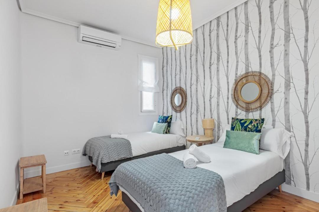 4 Bedrooms 2 Bathrooms Furnished - Salamanca - Refurbished - Mintystay Apartamento Madrid